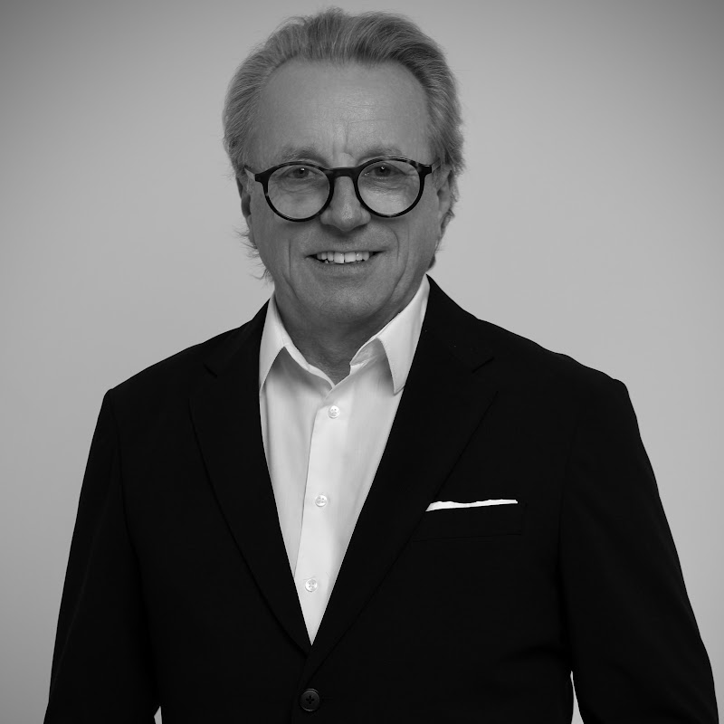 Michael Lloyd