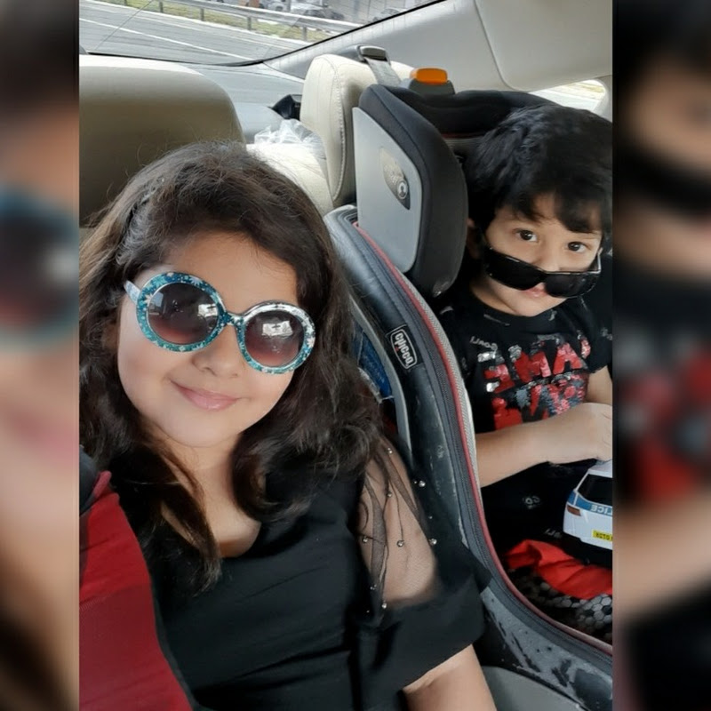 Haya Hadi and Mom