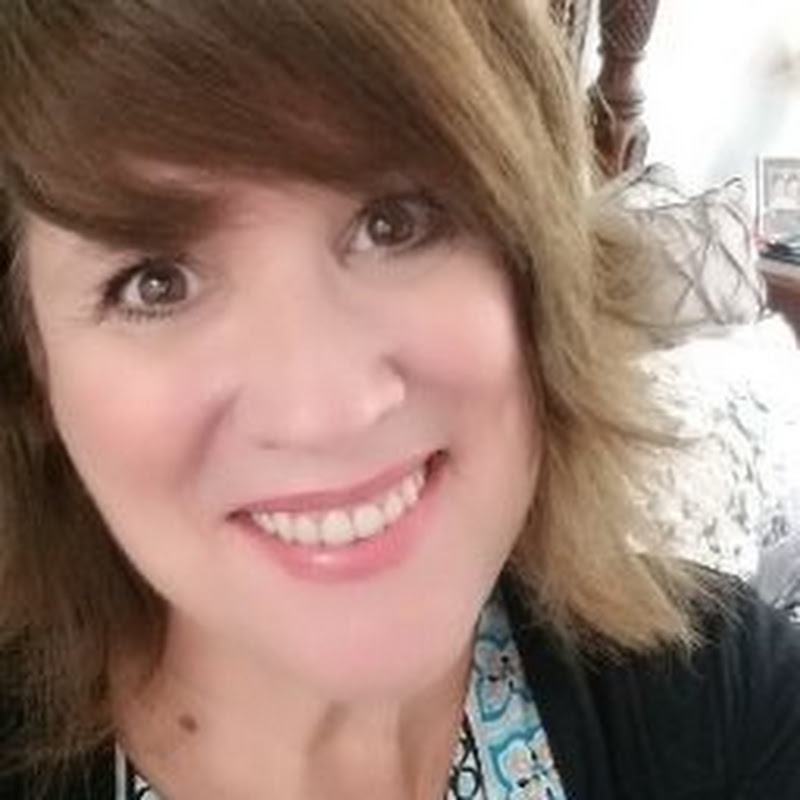 Sharon Martinelli