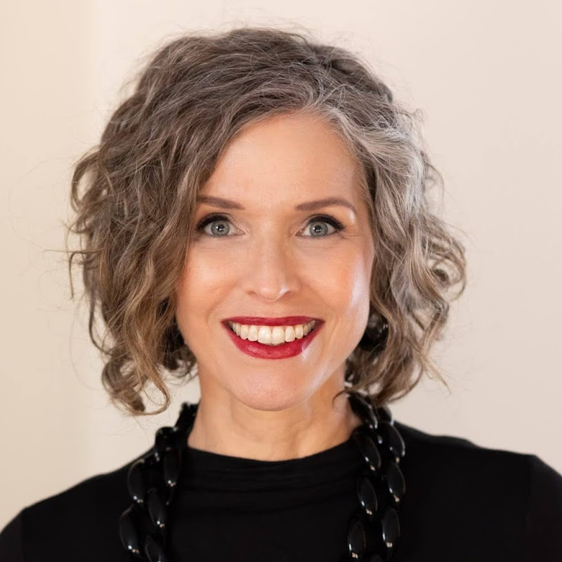 The Voice Love Co. Logo