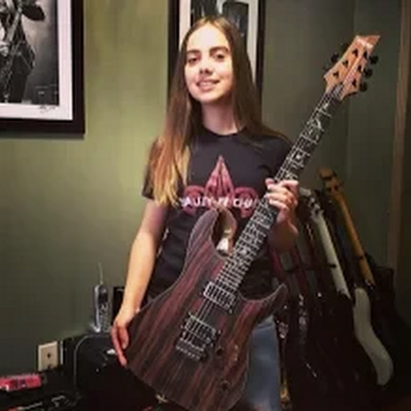 Anastasia B - Guitarist icon