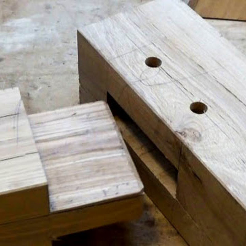 Francis Barnett Logo