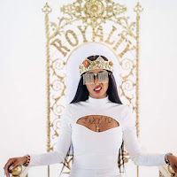 Post from LIFE WITH ROYALTY