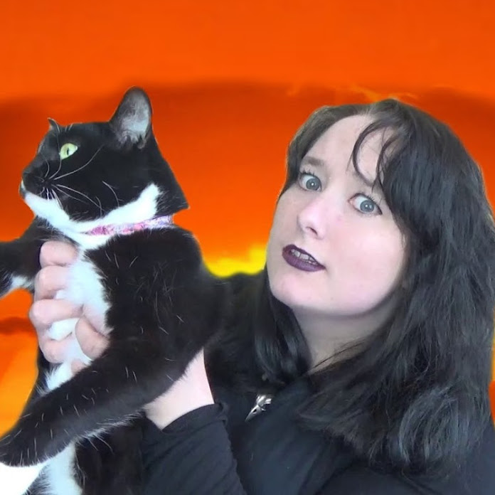 Amy McLean Net Worth & Earnings (2025)