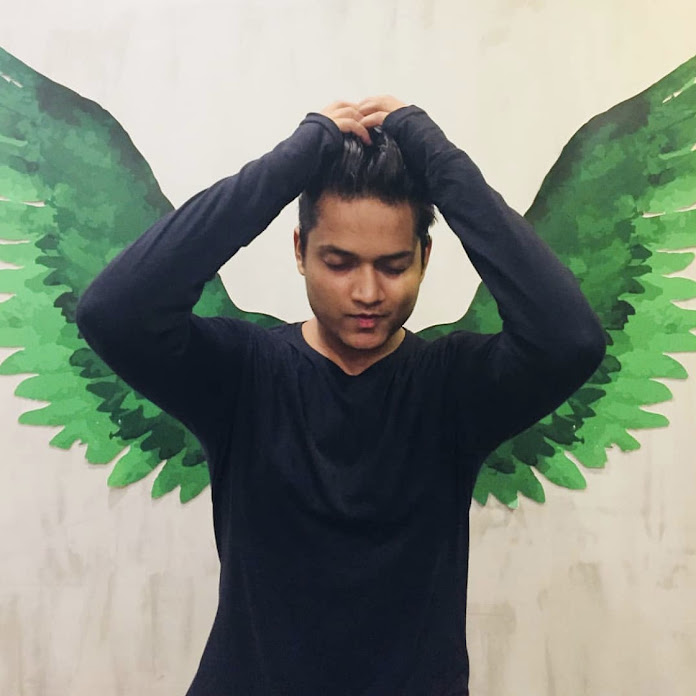 Deepesh Yadav Net Worth & Earnings (2025)