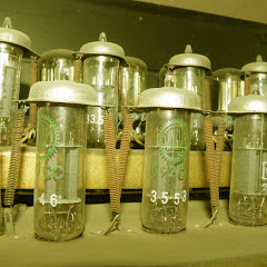 Vintage Vinyl Via Valves