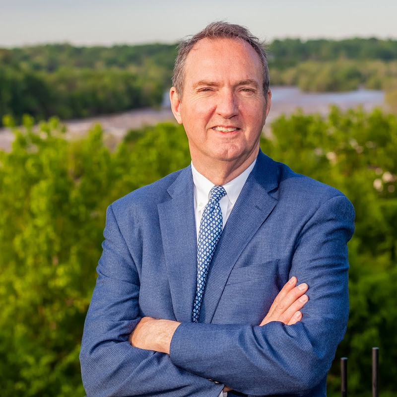 Larry Mills