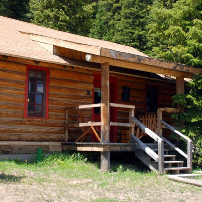 Brooks Lake Lodge