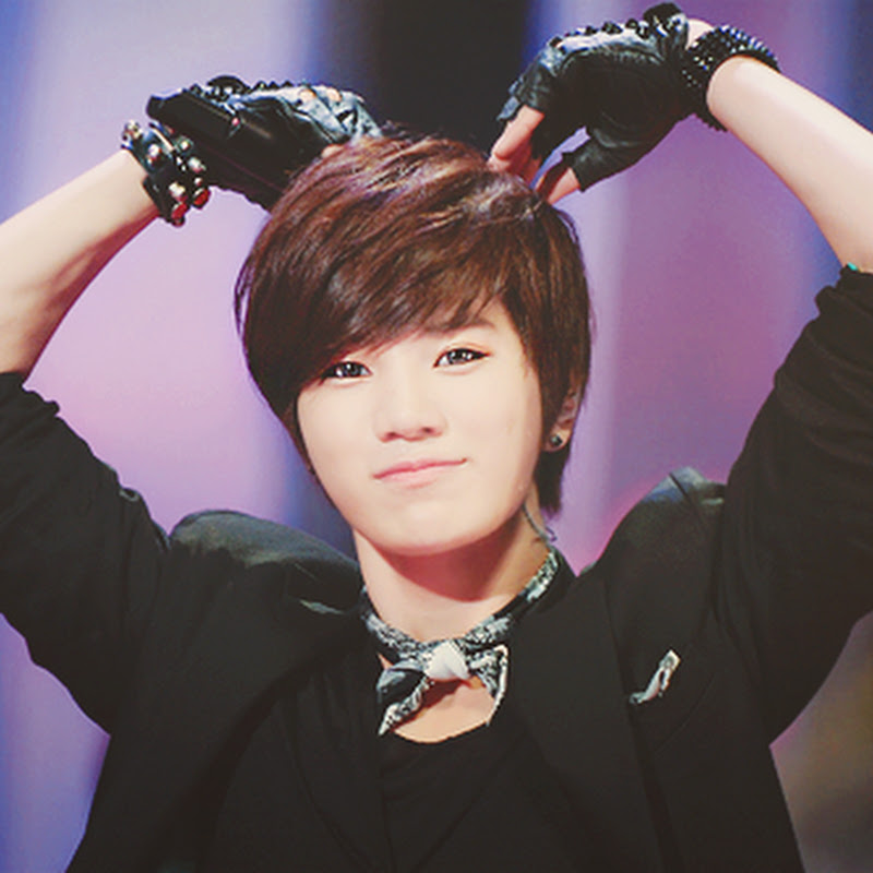 SuperKpoplover143 icon