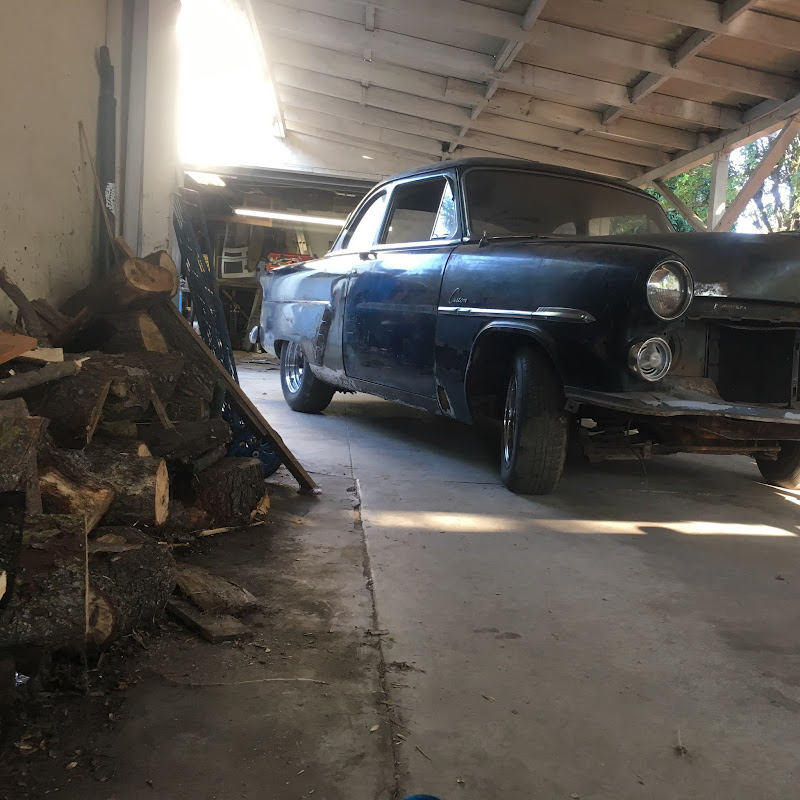 52 Custom