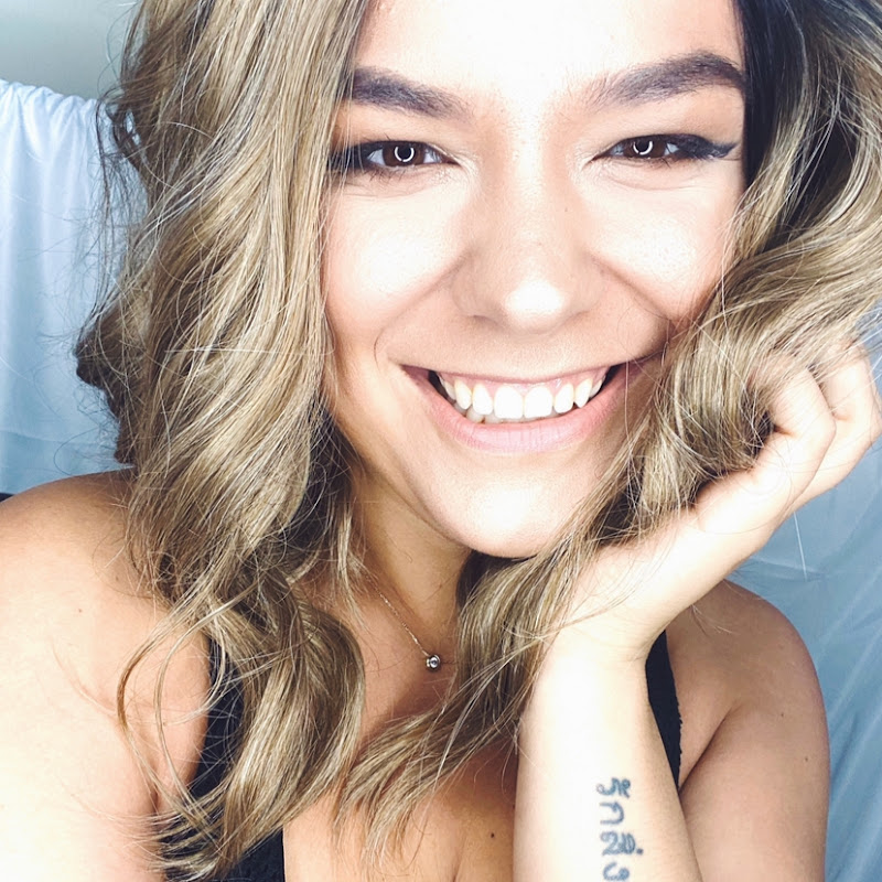 Ellie Jane Tucker