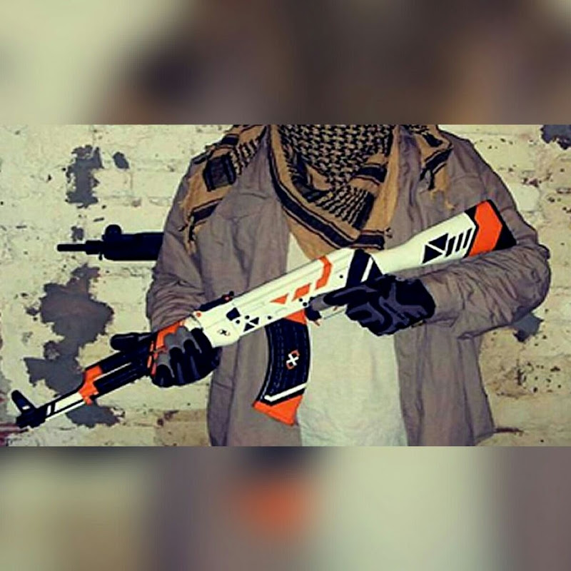 royhuiz76