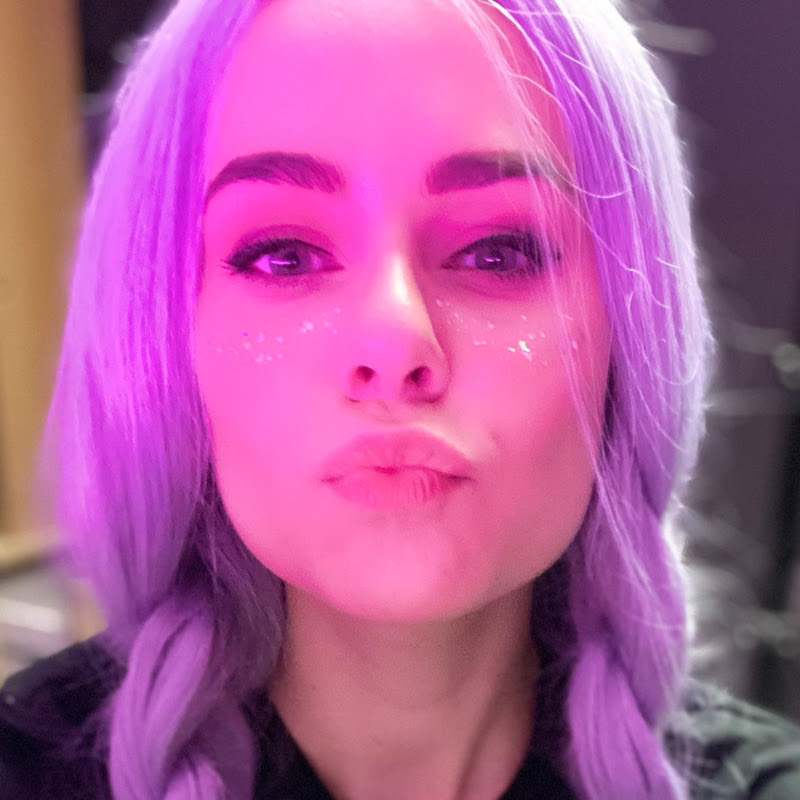 Photo HeyHelen ASMR ENG