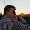 Автор