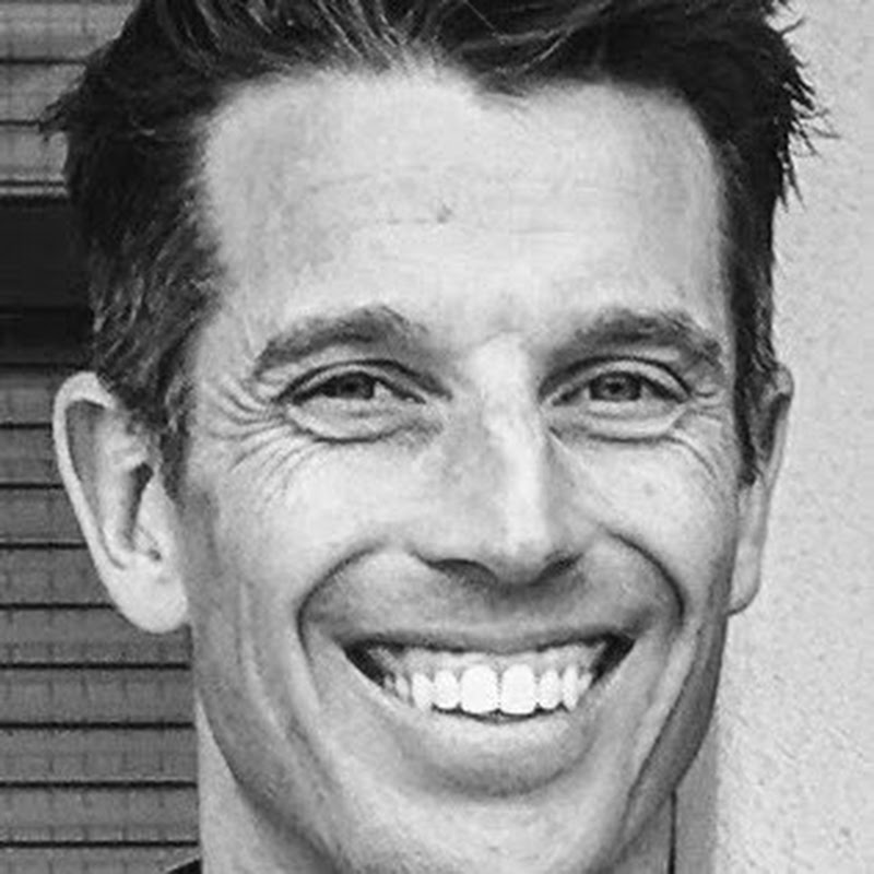 Dr. Baker SDSU Marketing icon