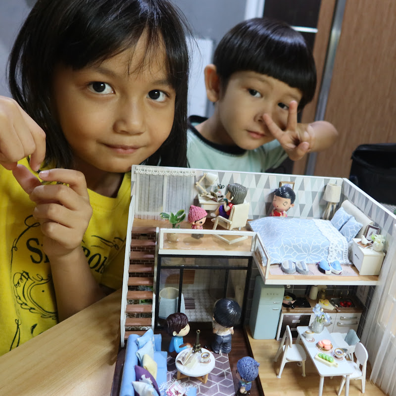 Miniatur Mainan Keluarga DZZD