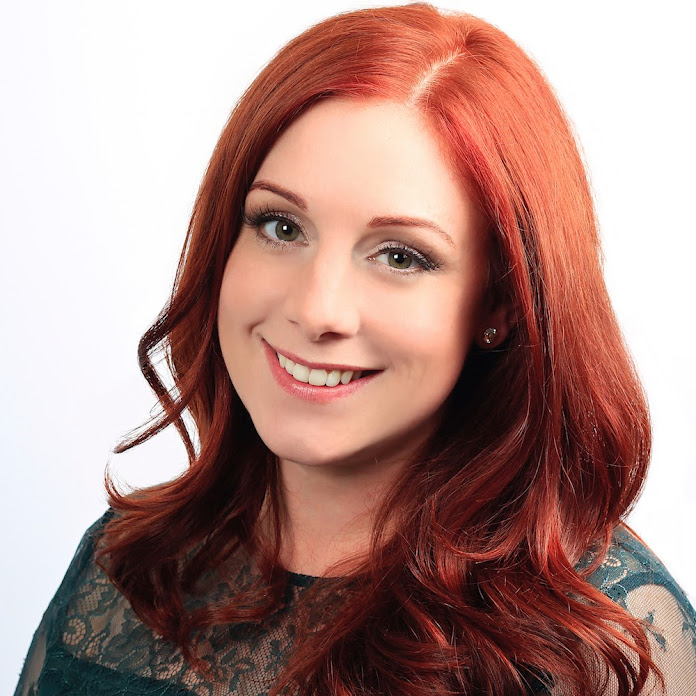 Natasha Lee Net Worth & Earnings (2025)