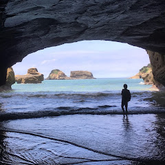 タトゥーアーティストと旅の達人アイコン画像