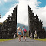 b8jmiBXq7Xs-channel-avatar-Mike & Lydia's Travels