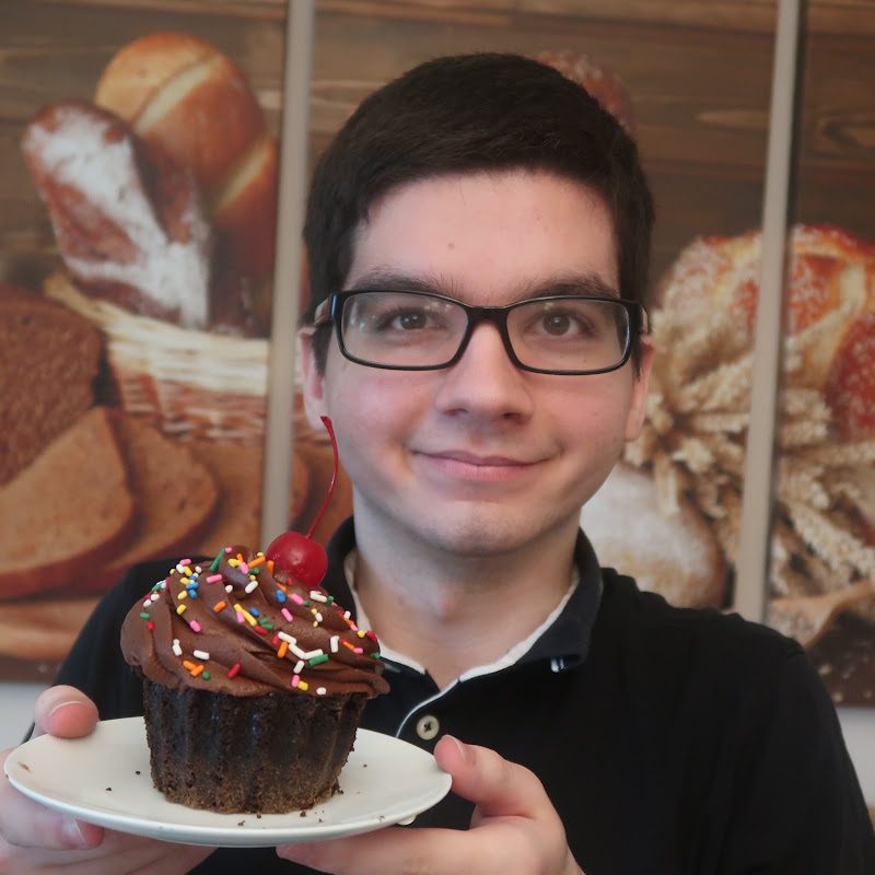 Nate Bakes