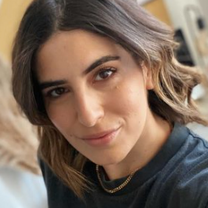 Lily Pebbles Net Worth & Earnings (2026)