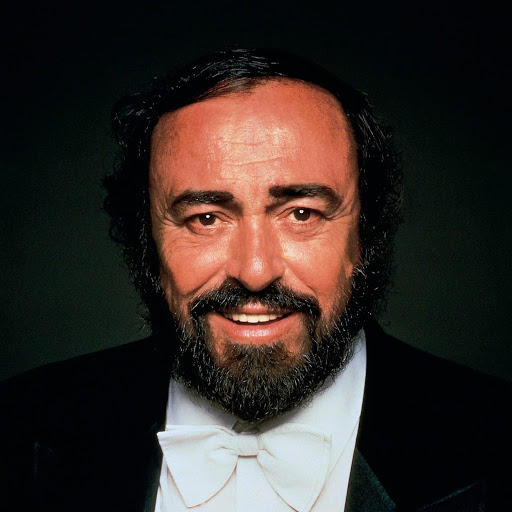 LucianoPavarottiVEVO