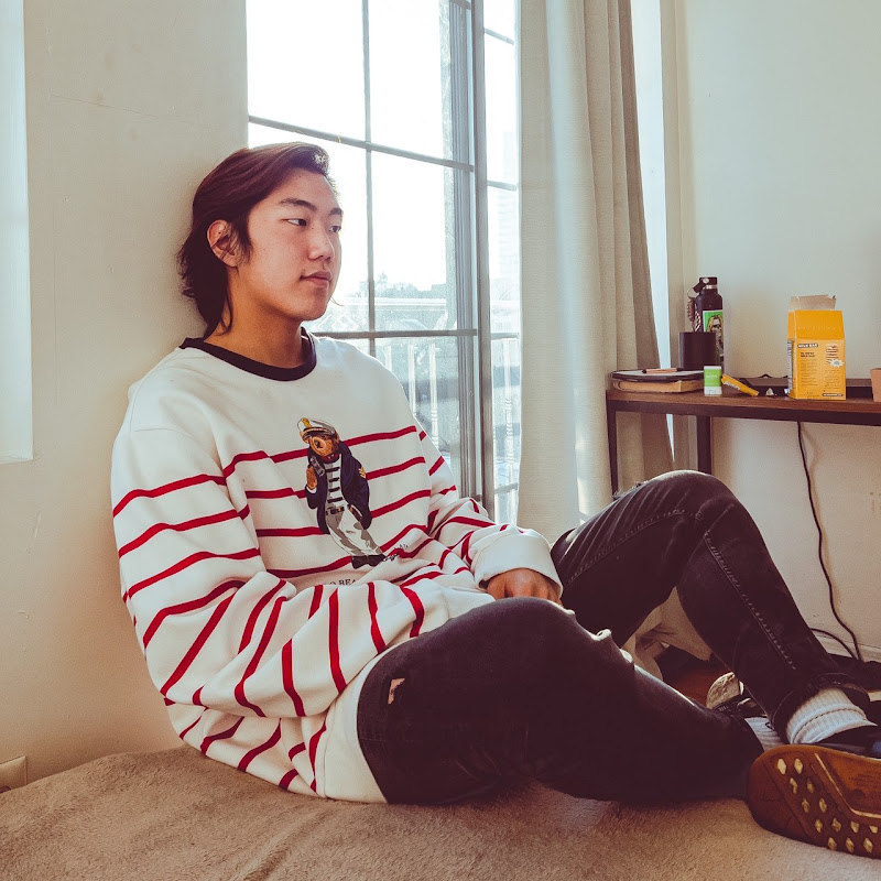 $1 or mystery handcuffs