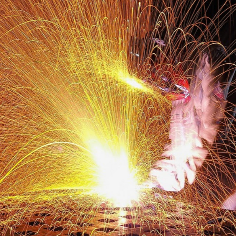 Юрий ЯВР перезагрузка Logo