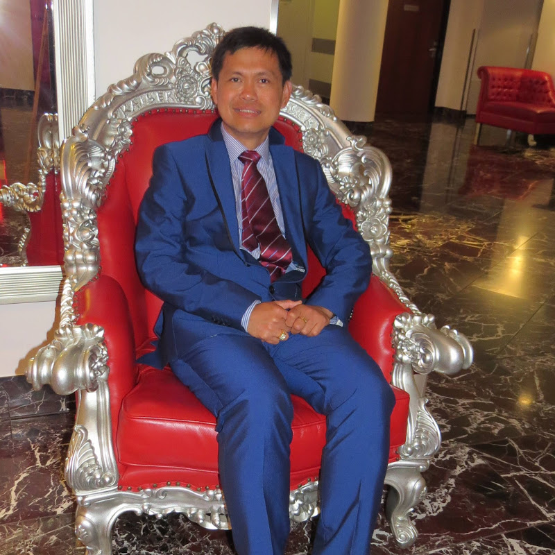 Rolly Marcial
