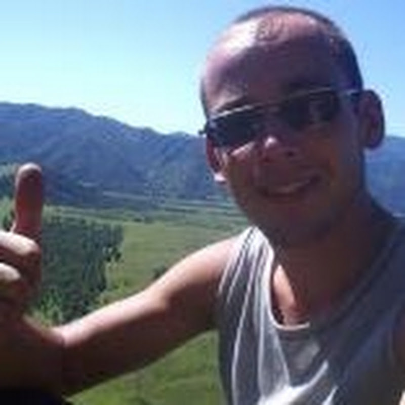 Евгений Перевалов Logo