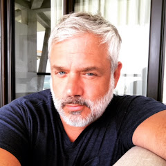 Peter Reviews Stuff Avatar