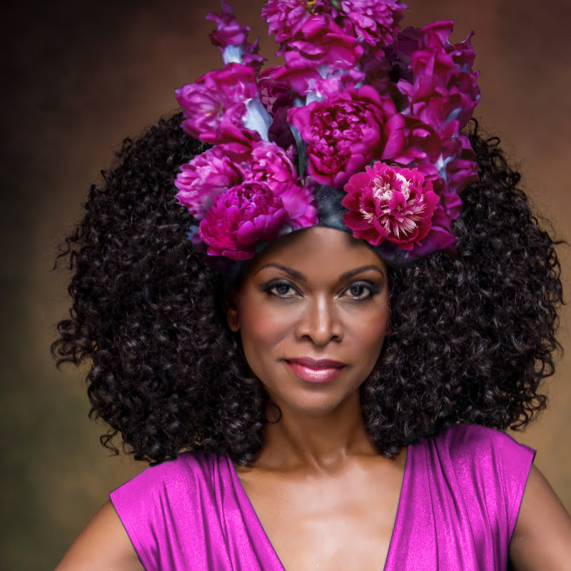 Abiola Abrams (Womanifesting)