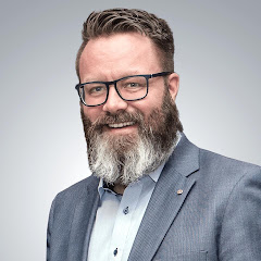 Claus Ruhe Madsen