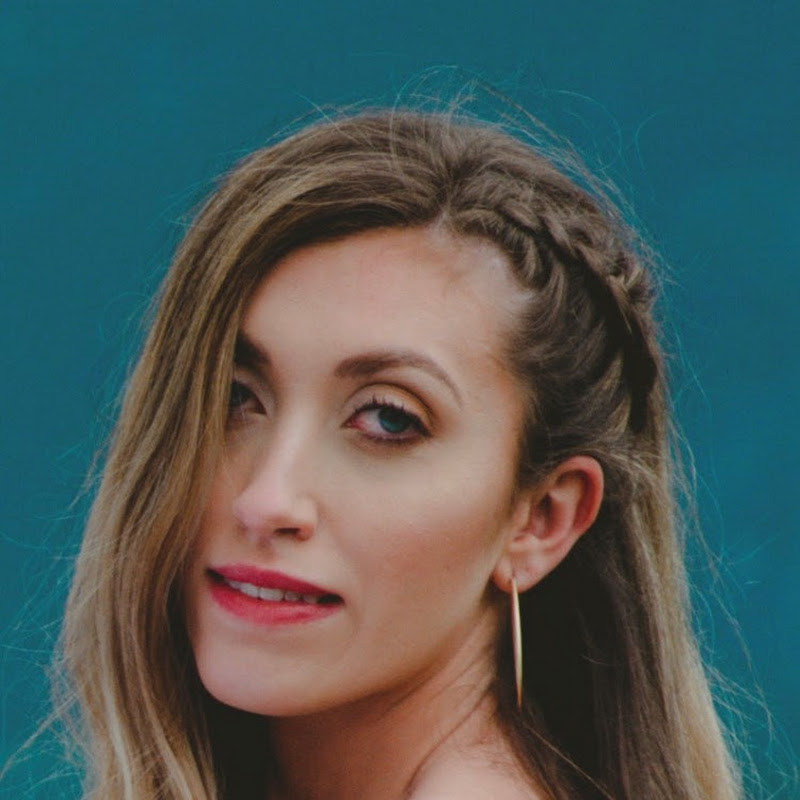 Amanda Molinari