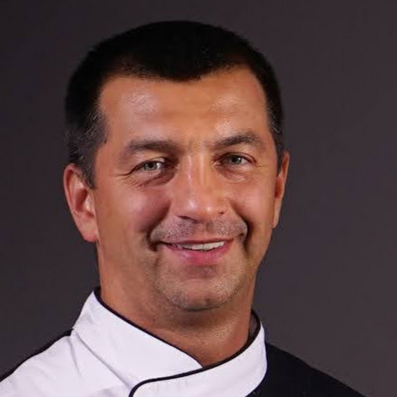 Кирилл Голиков Logo