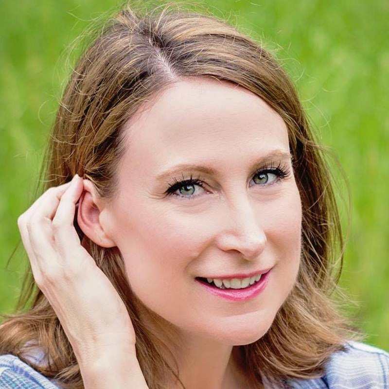 Jamie Sanders (Scattered Mom)