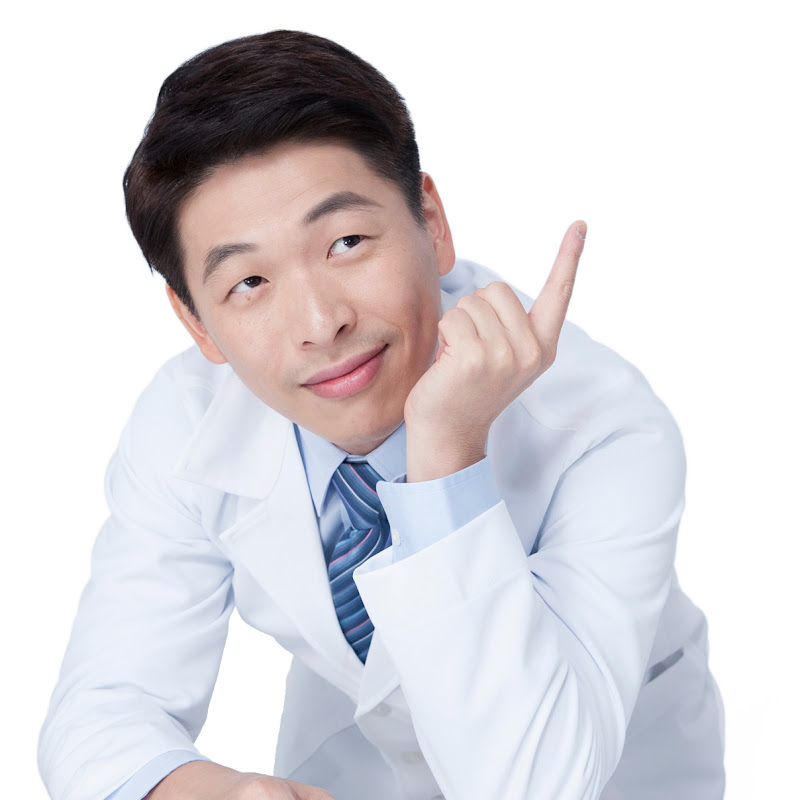 王宏哲教養育兒寶典 YouTube 頻道頭像