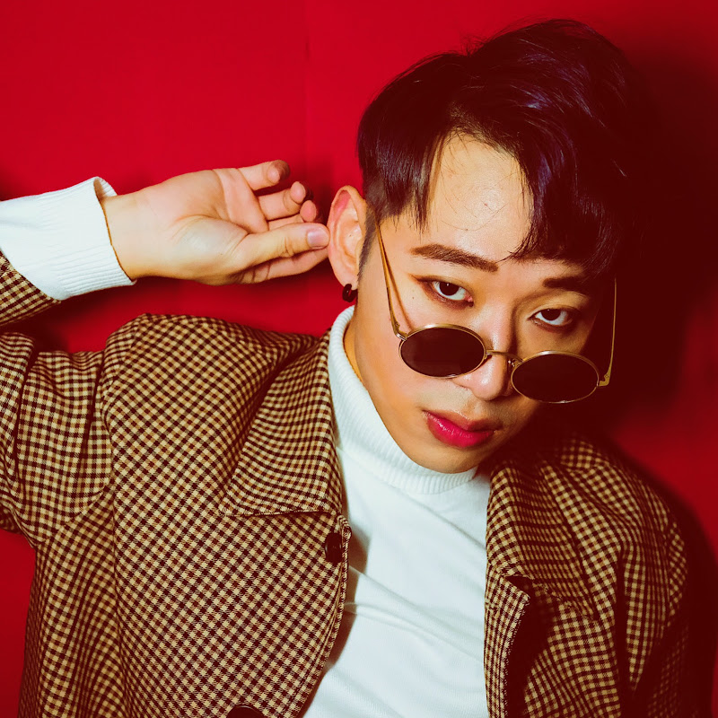 官方頻道小賴 Logo