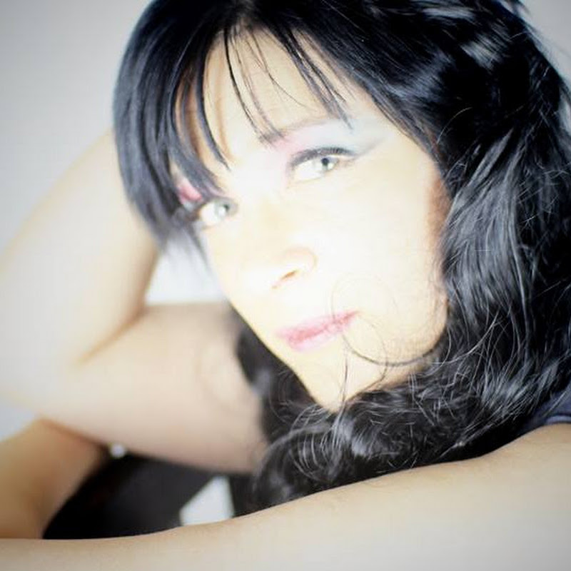 Nikki Campbell