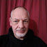 Z2XkkMSLleQ-channel-avatar-christopher white
