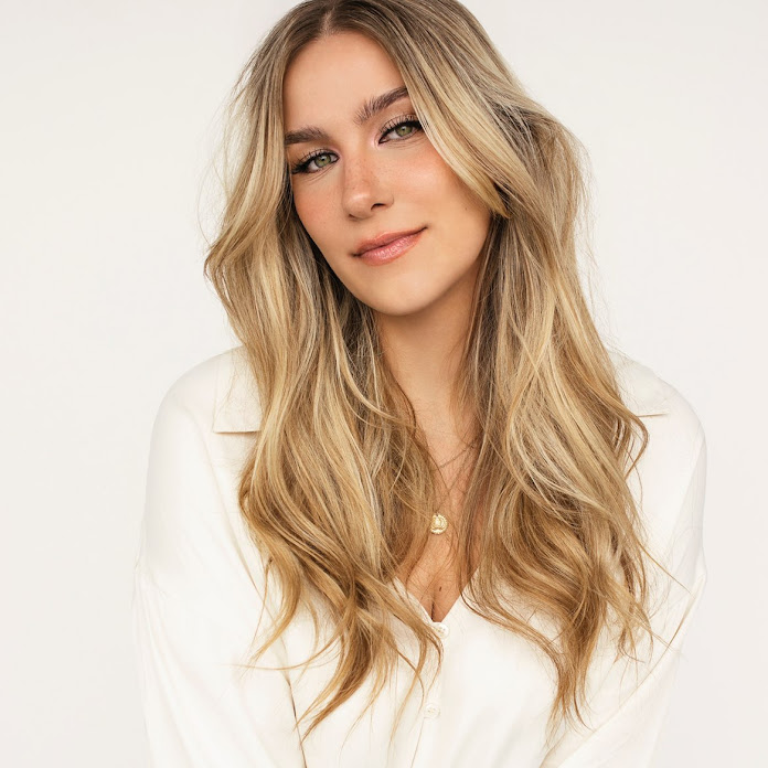 Victoria Charlton Net Worth & Earnings (2025)