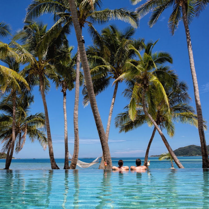 Tropica Island Resort