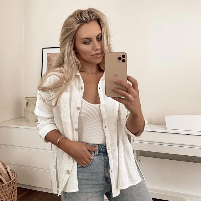 Freya Farrington Net Worth & Earnings (2026)