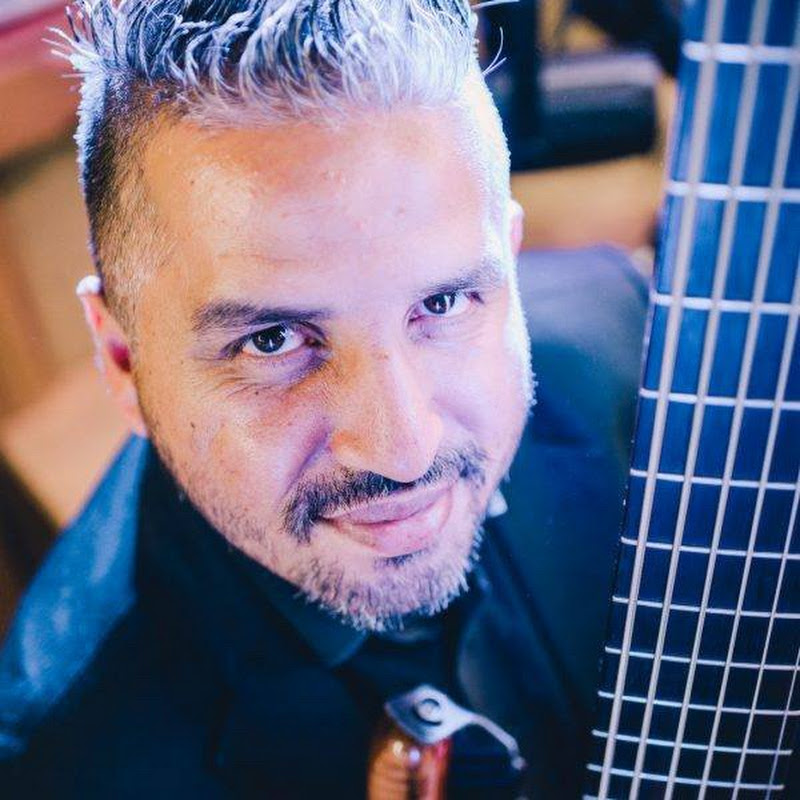 Guitar & Bass Lessons Rafael Pareja