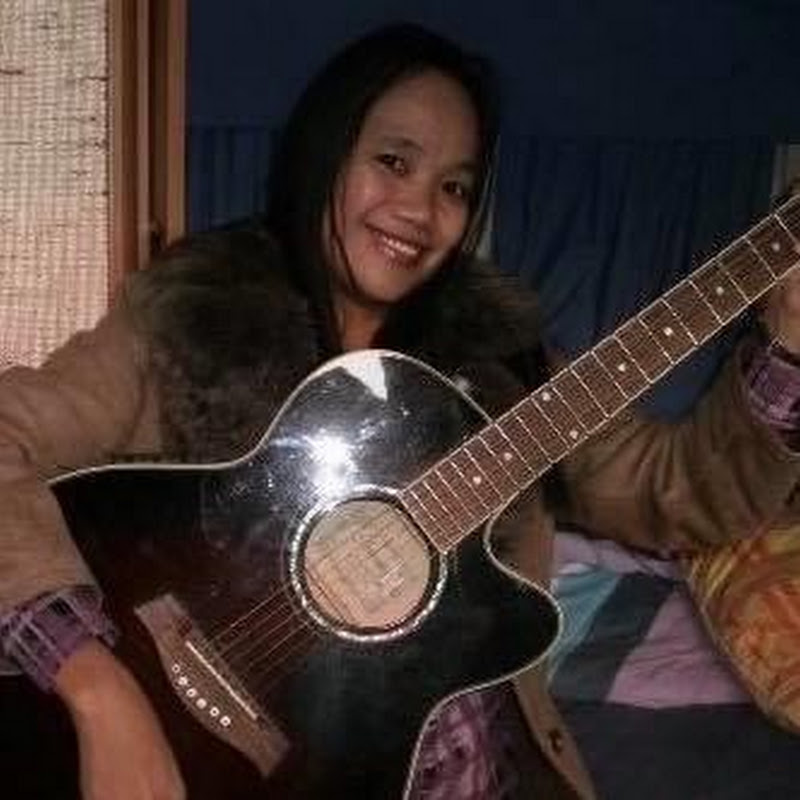 Gloria Eves