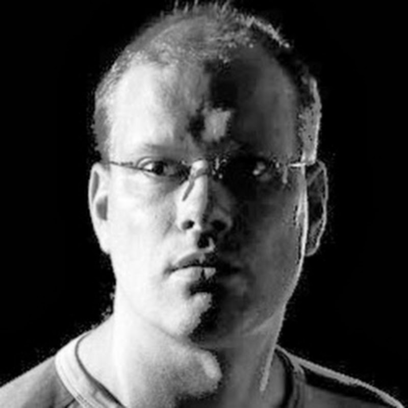 Torbjörn Åhman Logo