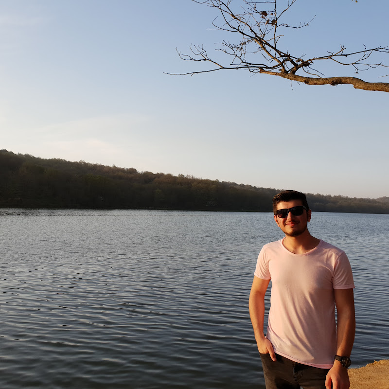 ÖZGÜR BÜYÜKÖZER