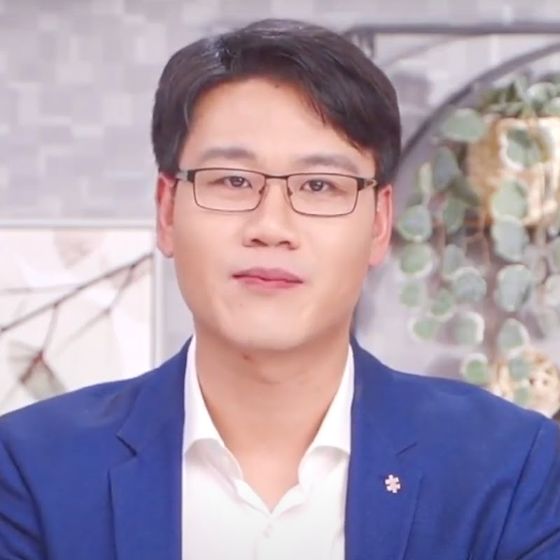 探索時分 · 周子定 Logo