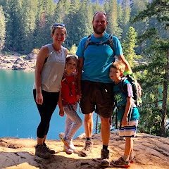 One Foot Off the Grid Avatar