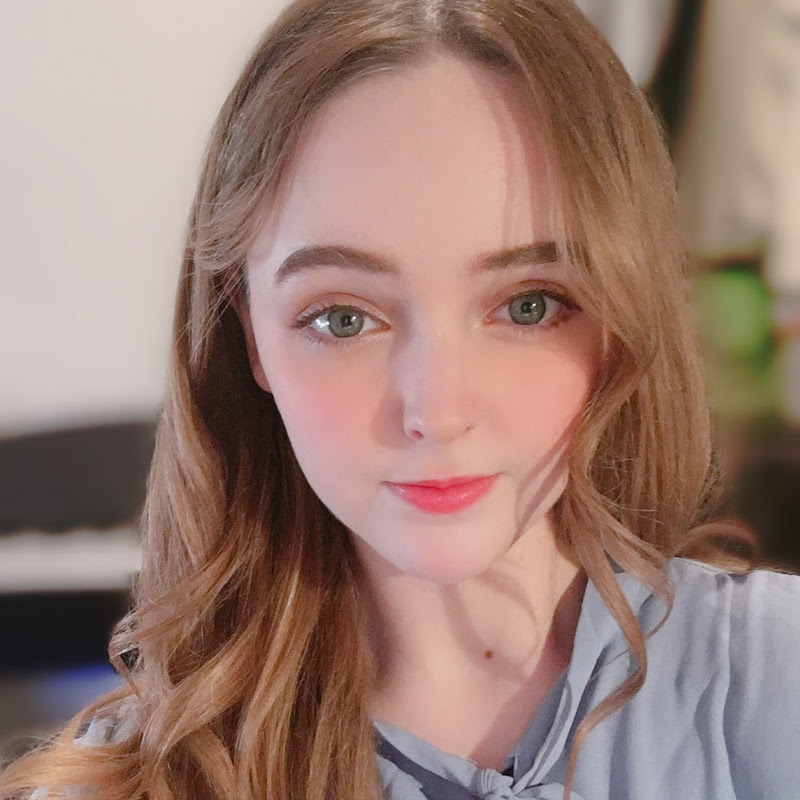 Ella New